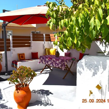 Mannas House 2 Ferienhaus *