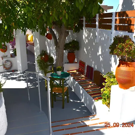 Mannas House 2 Semesterbostad